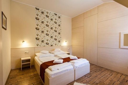 Piroska Csarda Es Panzio Bed and Breakfast Siófok Eksteriør billede
