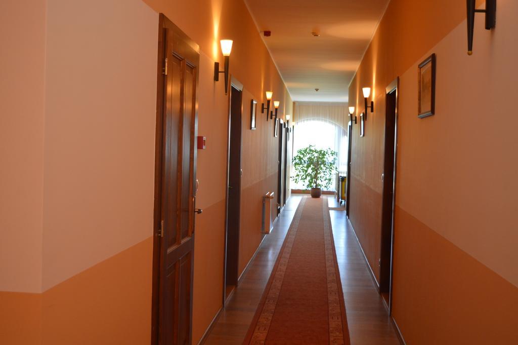 Piroska Csarda Es Panzio Bed and Breakfast Siófok Eksteriør billede